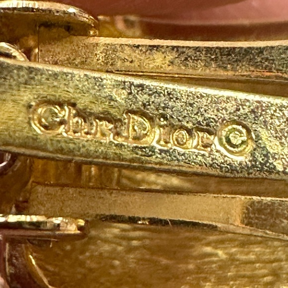 VINTAGE SIGNED 1980s CHRISTIAN DIOR EARRINGS Clip On with DIOR Pouch - Picture 10 of 11